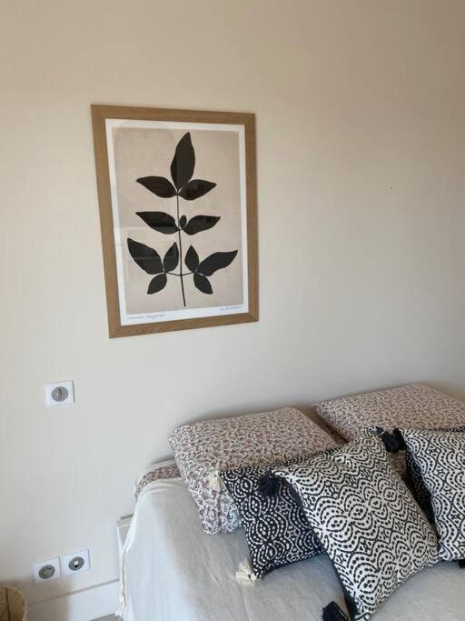 Belle Maison Contemporaine Ampus Exteriör bild