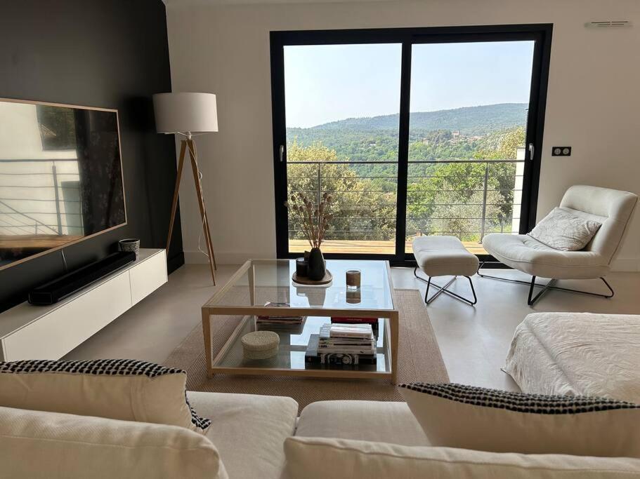 Belle Maison Contemporaine Ampus Exteriör bild