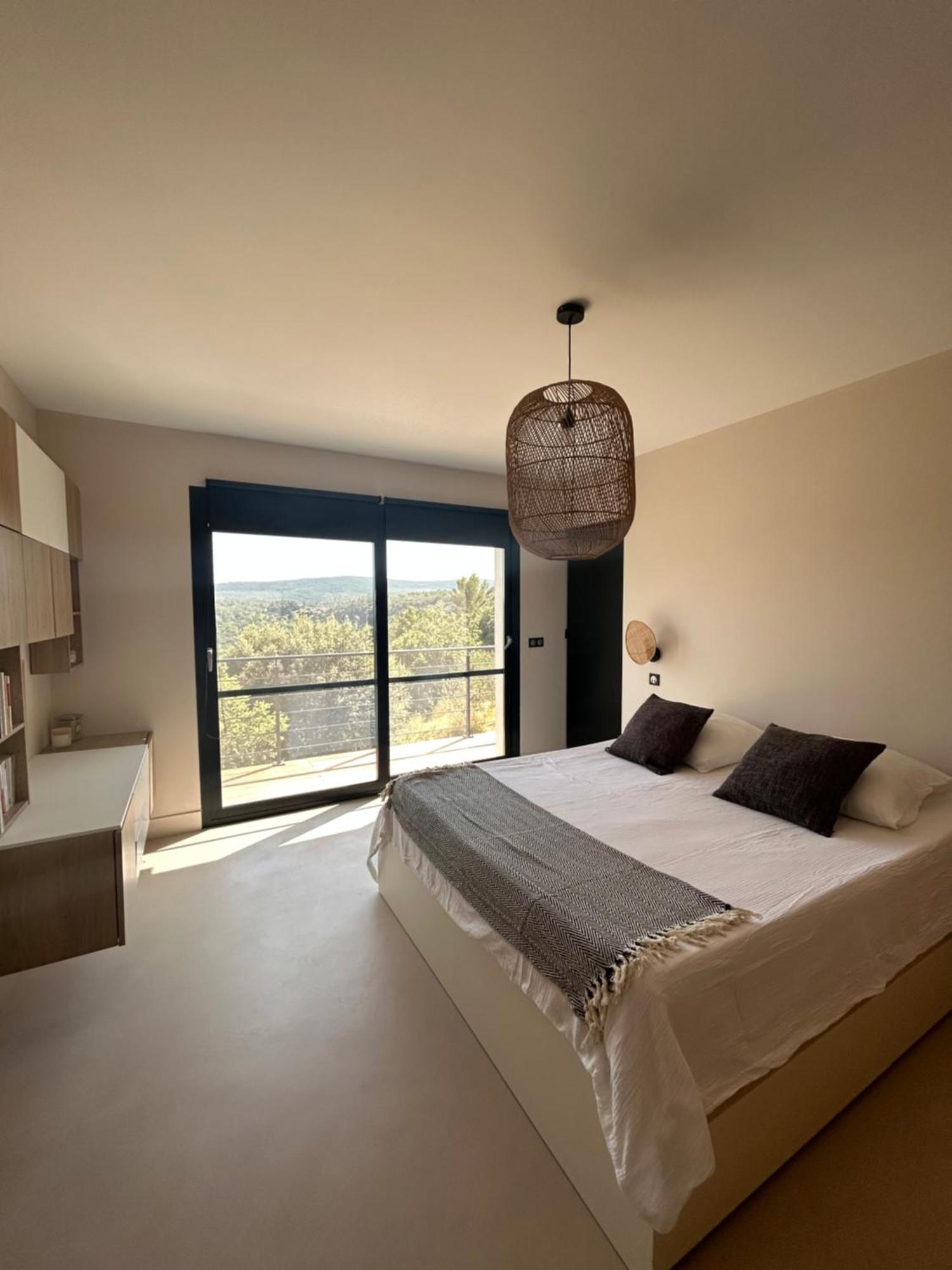 Belle Maison Contemporaine Ampus Exteriör bild